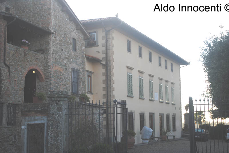 VILLA IL FERRALE: VILLA 5' IMMAGINE